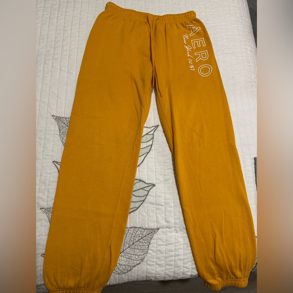 Aeropostale pants